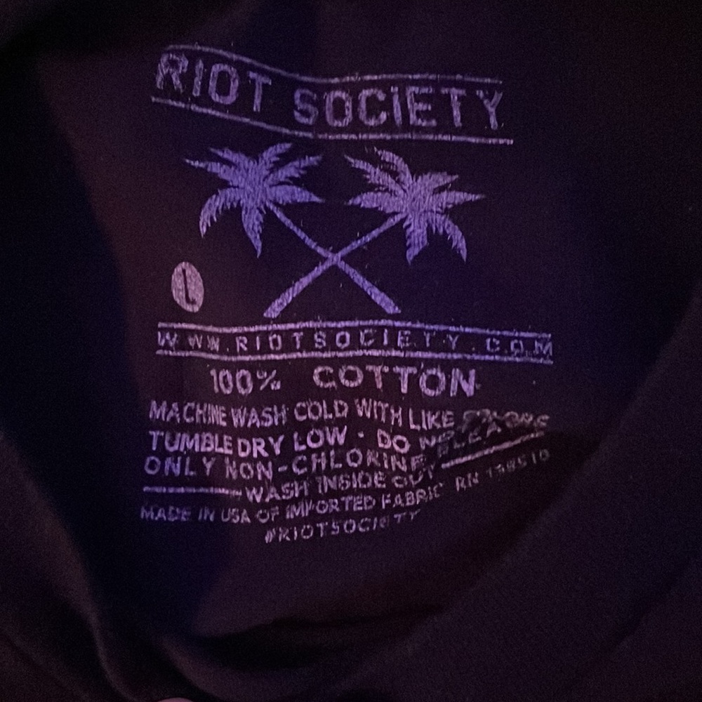 Halloween shirt - Picture 2 of 2